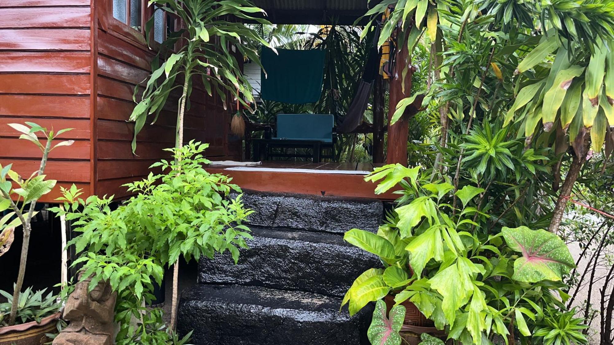 Mikasa Beach House Koh Phangan Baan Tai Bagian luar foto