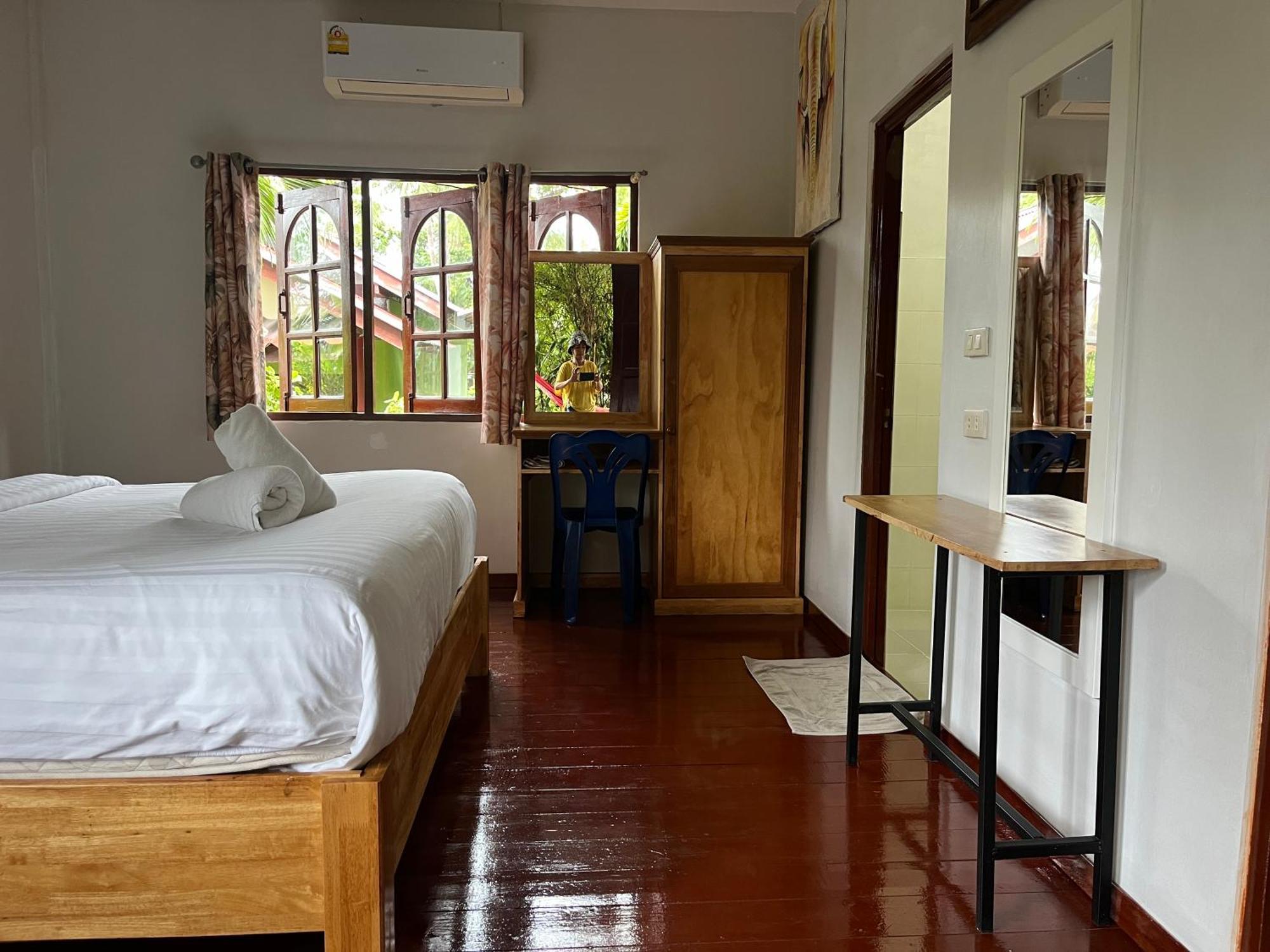 Mikasa Beach House Koh Phangan Baan Tai Bagian luar foto