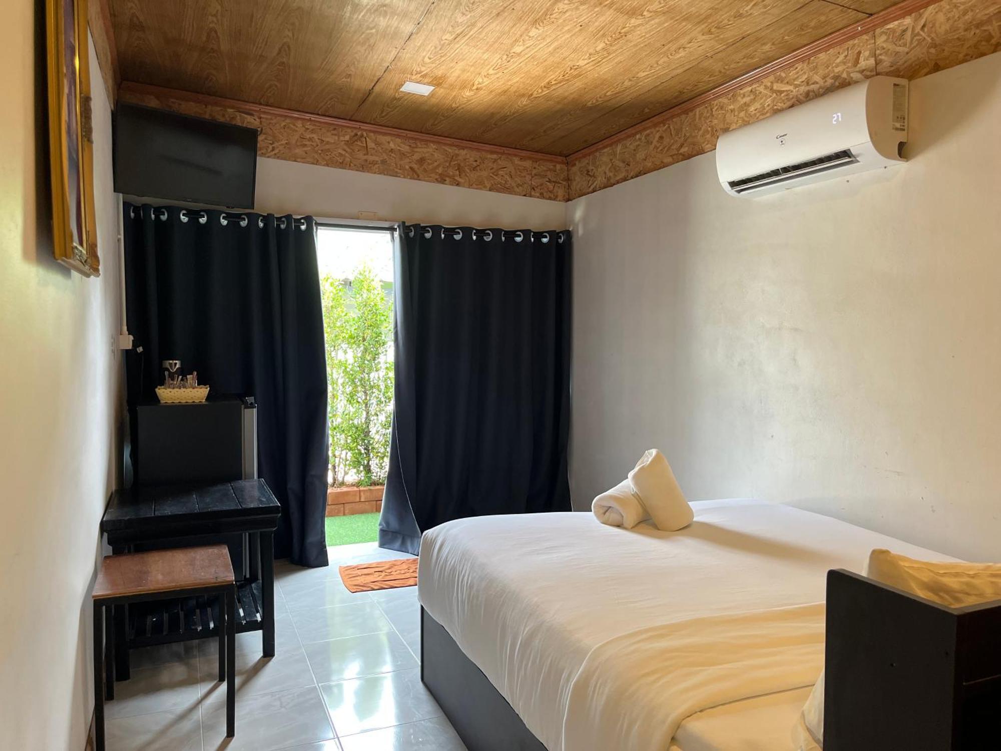 Mikasa Beach House Koh Phangan Baan Tai Bagian luar foto