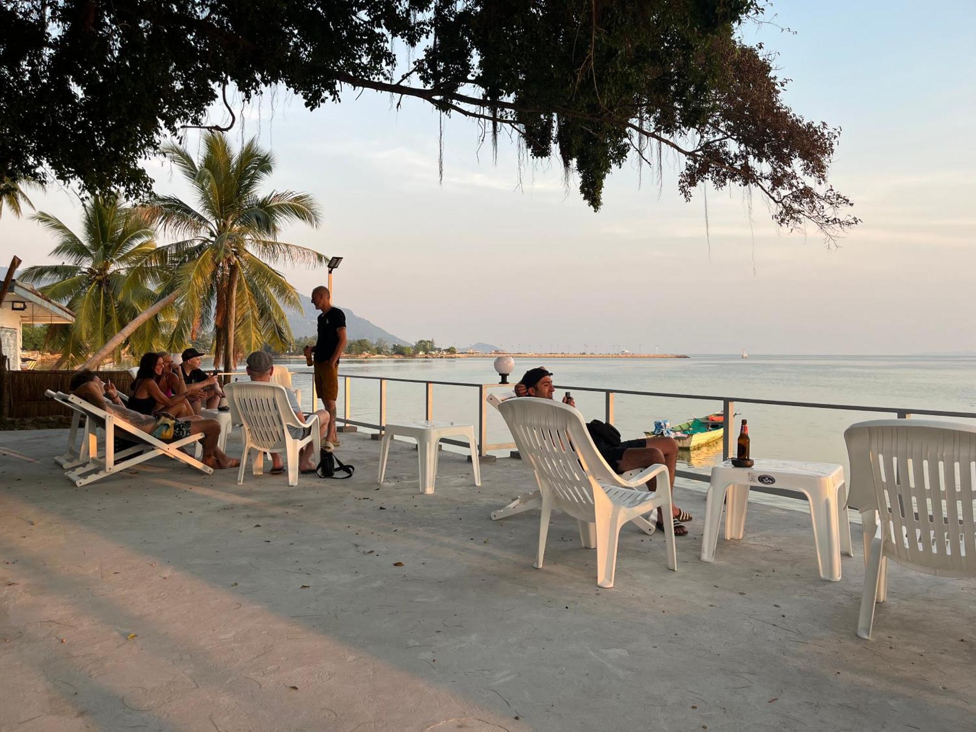 Mikasa Beach House Koh Phangan Baan Tai Bagian luar foto