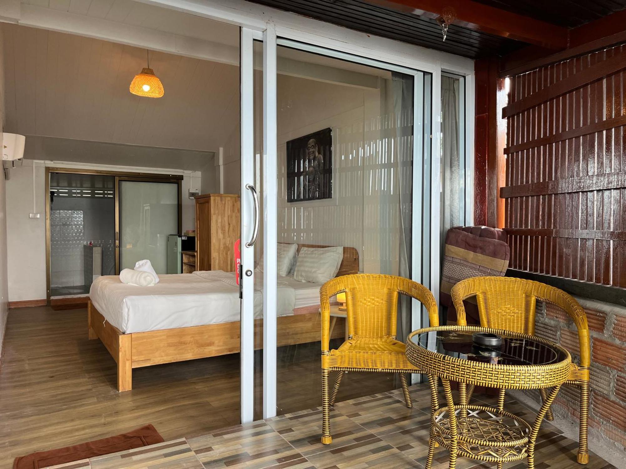 Mikasa Beach House Koh Phangan Baan Tai Bagian luar foto